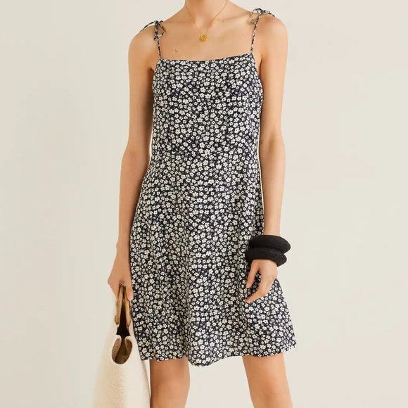 Mango Chiara Dress in Floral Navy - Picture 2 of 10